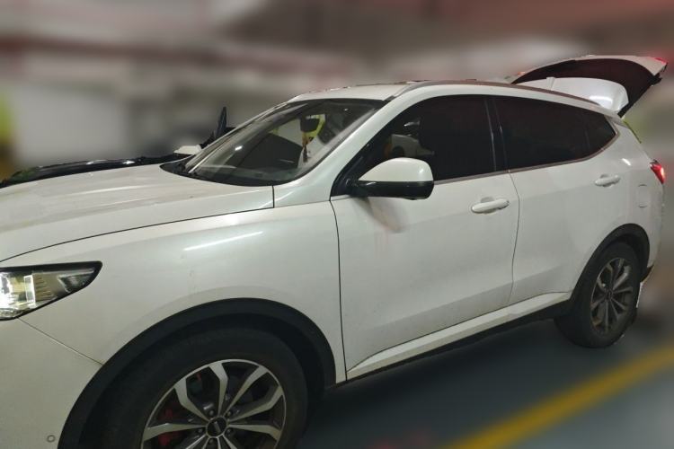 Used Wey VV6 2018 2.0T Two-Wheel Drive Flagship Version China V Standard Guazi used car, China used car export, Used car for sale, Used cars, Cheapest cars for sale