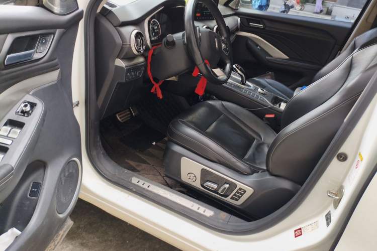 Used Wey VV6 2018 2.0T Two-Wheel Drive Flagship Version China V Standard Driver Seat
