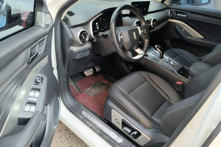 Used Wey VV6 2018 2.0T Two-Wheel-Drive Ultra-Luxury Version China V Standard Driver Seat