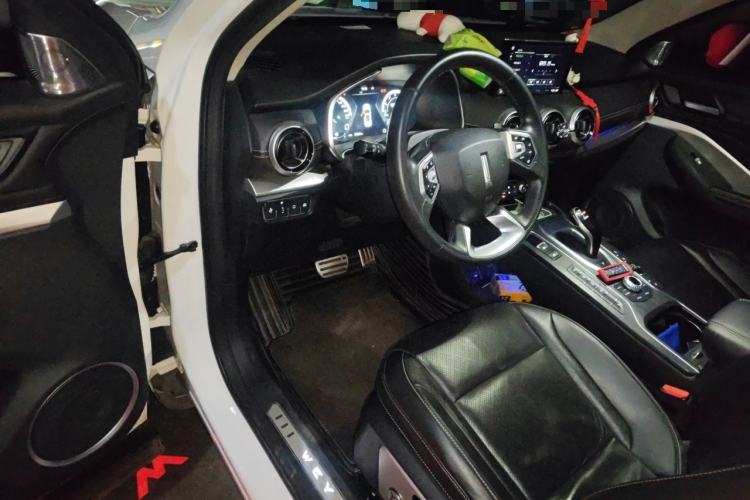 Used Wey VV6 2018 2.0T Four-Wheel Drive Flagship Version China V Standard Driver Seat