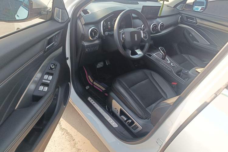 Used Wey VV6 2018 2.0T Two-Wheel Drive Flagship Version China V Standard Driver Seat