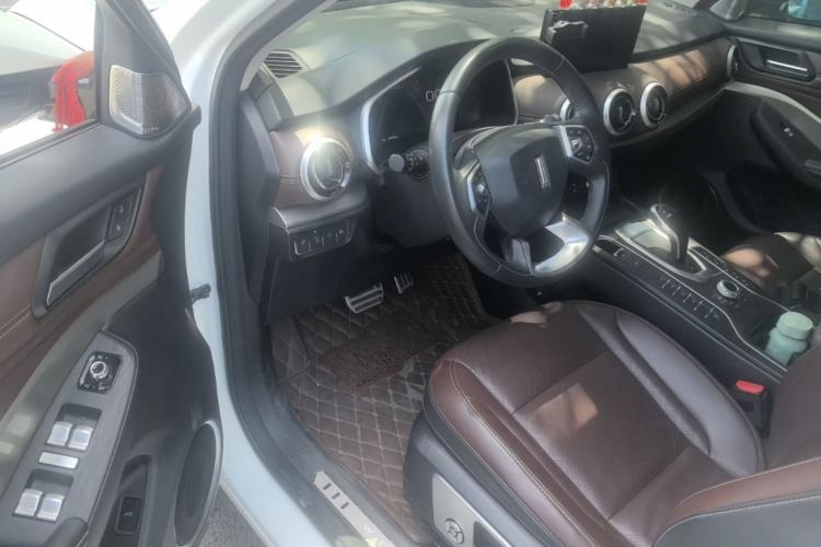 Used Wey VV6 2018 2.0T Two-Wheel Drive Flagship Version China V Standard Driver Seat