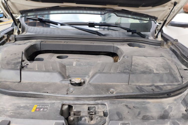 Used Wey VV6 2018 2.0T Two-Wheel Drive Flagship Version China V Standard Engine Bay Left