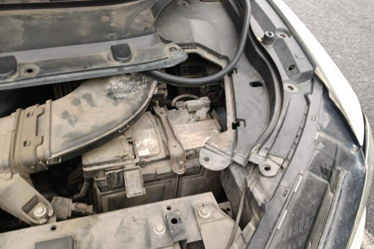 Used Wey VV6 2018 2.0T Four-Wheel Drive Flagship Version China V Standard Engine Bay Left