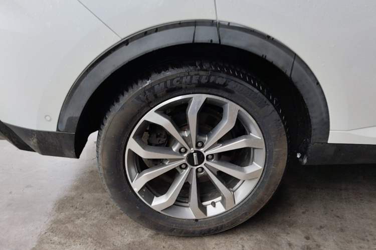 Used Wey VV6 2018 2.0T Four-Wheel Drive Flagship Version China V Standard Exterior 5
