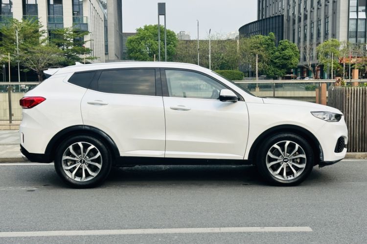 Used Wey VV6 2018 2.0T Four-Wheel Drive Flagship Version China V Standard Exterior 5