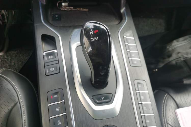 Used Wey VV6 2018 2.0T Four-Wheel Drive Flagship Version China V Standard Gear Lever