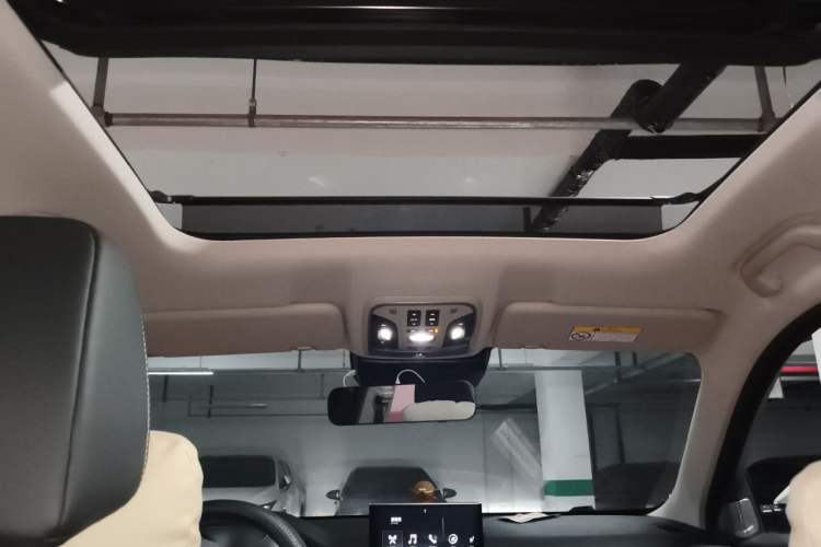 Used Wey VV6 2018 2.0T Two-Wheel-Drive Ultra-Luxury Version China V Standard Headliner