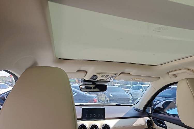 Used Wey VV6 2018 2.0T Two-Wheel Drive Flagship Version China V Standard Headliner