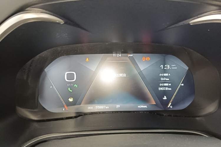 Used Wey VV6 2018 2.0T Two-Wheel-Drive Ultra-Luxury Version China V Standard Instrument Cluster