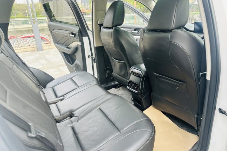 Used Wey VV6 2018 2.0T Four-Wheel Drive Flagship Version China V Standard Interior 1