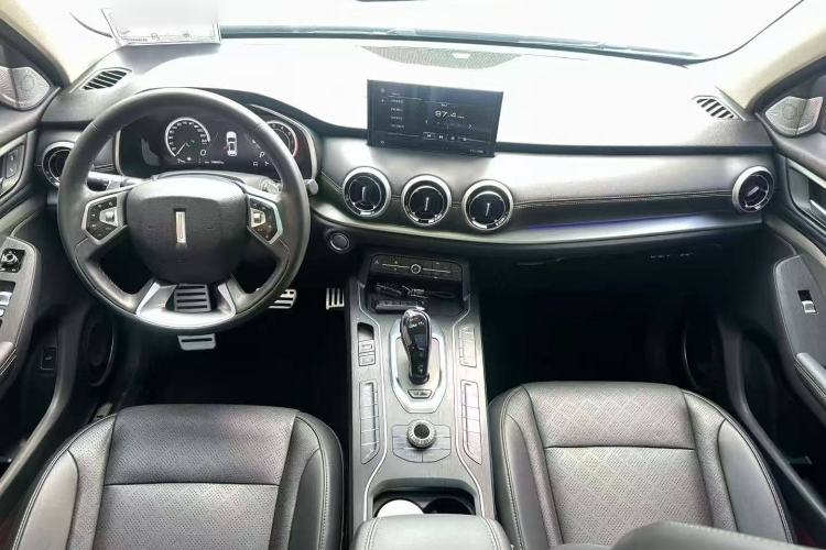 Used Wey VV6 2018 2.0T Four-Wheel Drive Flagship Version China V Standard Interior 2
