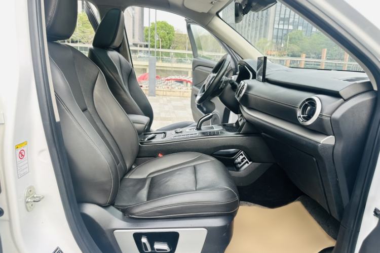 Used Wey VV6 2018 2.0T Four-Wheel Drive Flagship Version China V Standard Interior 5