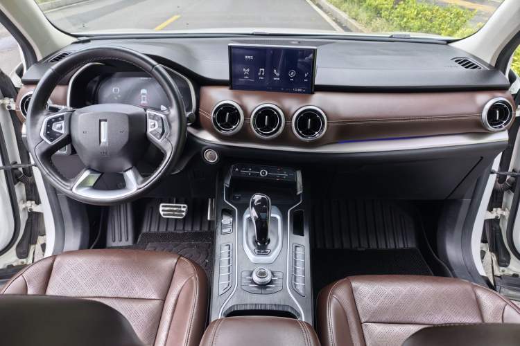Used Wey VV6 2018 2.0T Two-Wheel Drive Flagship Version China V Standard Interior 5