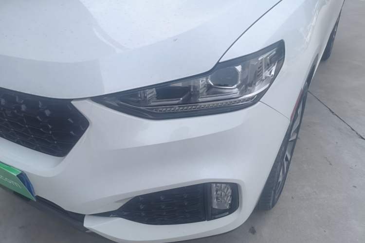 Used Wey VV6 2018 2.0T Two-Wheel-Drive Ultra-Luxury Version China V Standard Left Front Headlight