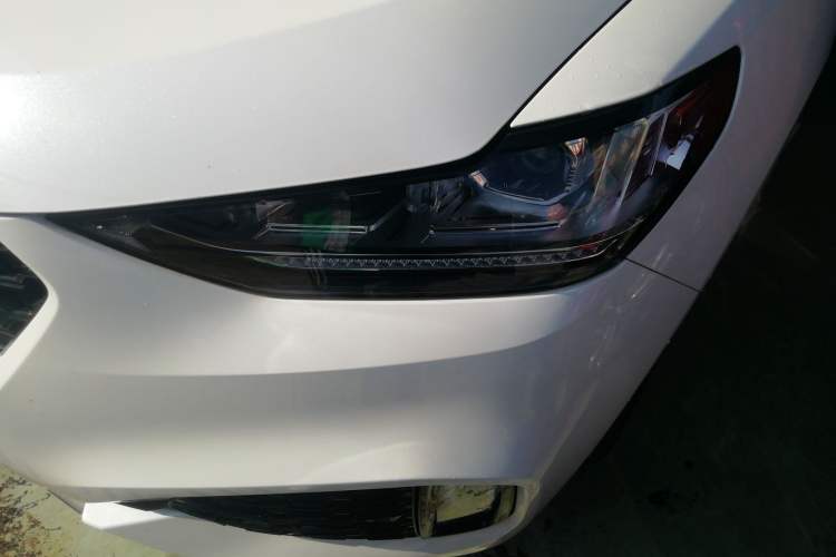Used Wey VV6 2018 2.0T Four-Wheel Drive Flagship Version China V Standard Left Front Headlight
