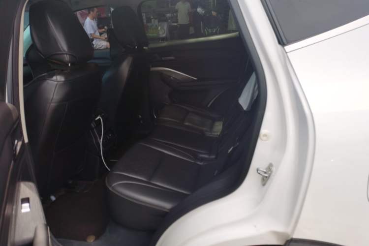 Used Wey VV6 2018 2.0T Two-Wheel Drive Flagship Version China V Standard Left Rear Seat
