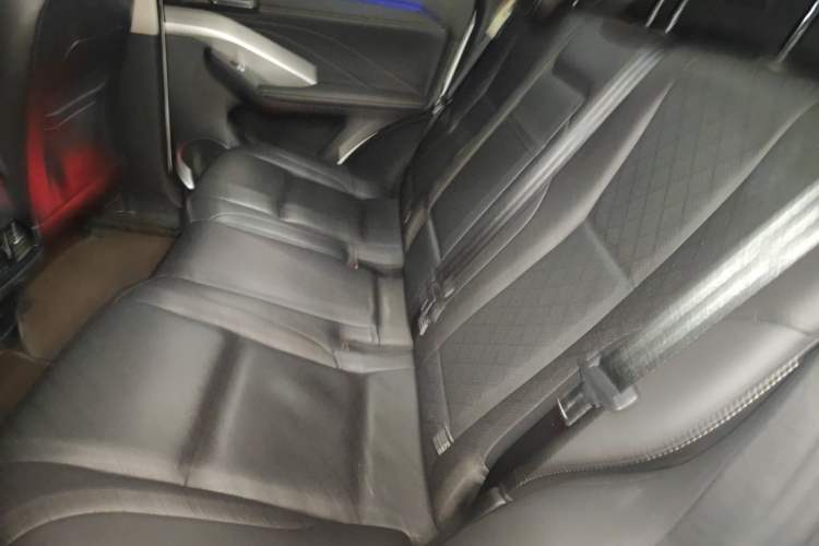 Used Wey VV6 2018 2.0T Four-Wheel Drive Flagship Version China V Standard Left Rear Seat