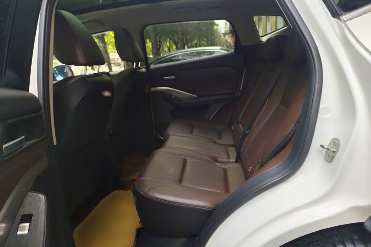 Used Wey VV6 2018 2.0T Two-Wheel-Drive Ultra-Luxury Version China V Standard Left Rear Seat