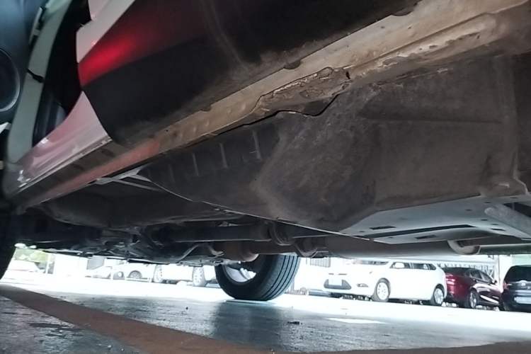 Used Wey VV6 2018 2.0T Four-Wheel Drive Flagship Version China V Standard Left Side Sill