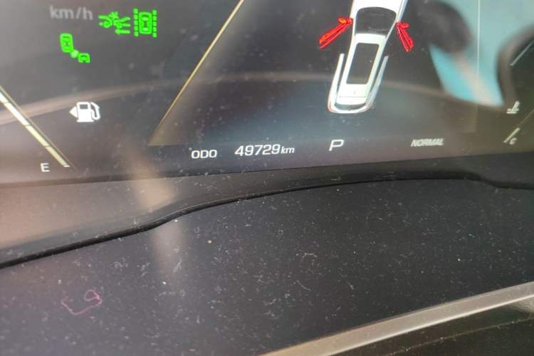 Used Wey VV6 2018 2.0T Two-Wheel-Drive Ultra-Luxury Version China V Standard Odometer Close Up