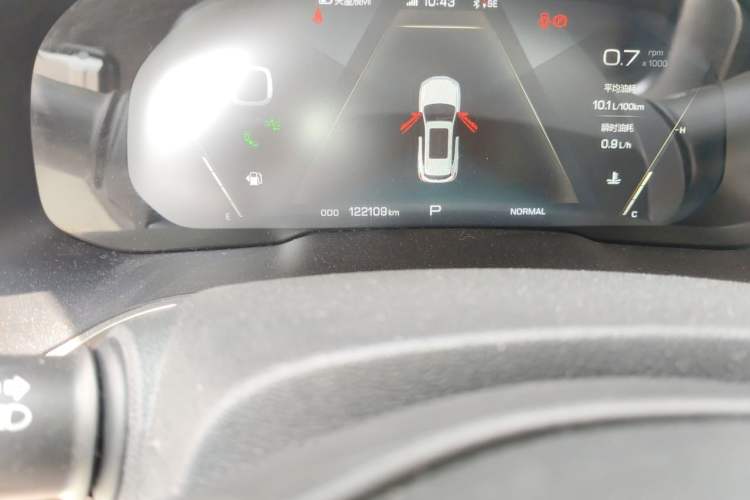 Used Wey VV6 2018 2.0T Two-Wheel Drive Flagship Version China V Standard Odometer Close Up