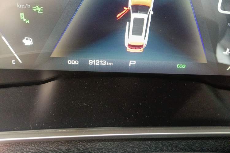 Used Wey VV6 2018 2.0T Two-Wheel-Drive Ultra-Luxury Version China V Standard Odometer Close Up