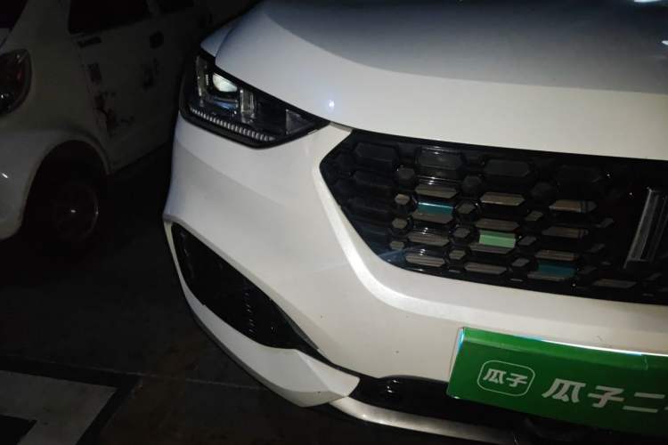 Used Wey VV6 2018 2.0T Four-Wheel Drive Flagship Version China V Standard Right Front Headlight