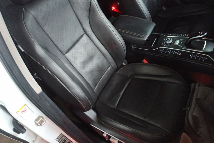 Used Wey VV6 2018 2.0T Four-Wheel Drive Flagship Version China V Standard Right Front Seat