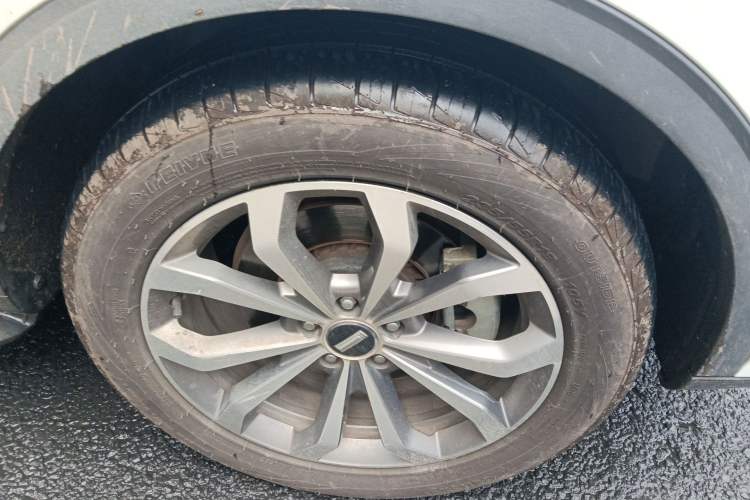 Used Wey VV6 2018 2.0T Four-Wheel Drive Flagship Version China V Standard Right Front Wheel Hub