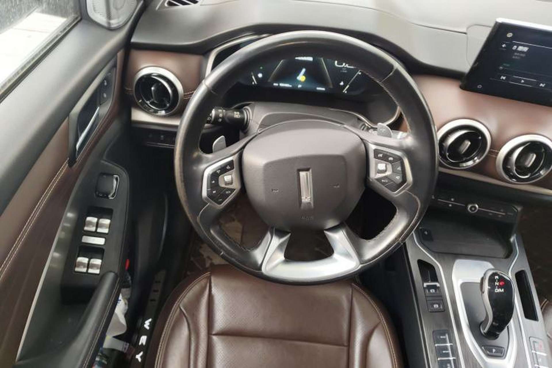 Used Wey VV6 2018 2.0T Two-Wheel-Drive Ultra-Luxury Version China V Standard Steering Wheel