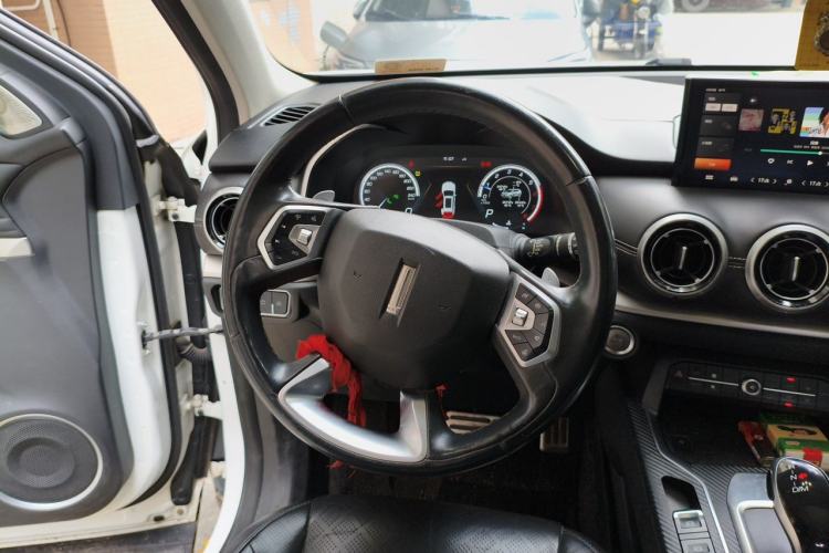 Used Wey VV6 2018 2.0T Two-Wheel Drive Flagship Version China V Standard Steering Wheel