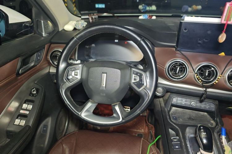 Used Wey VV6 2018 2.0T Two-Wheel-Drive Ultra-Luxury Version China V Standard Steering Wheel