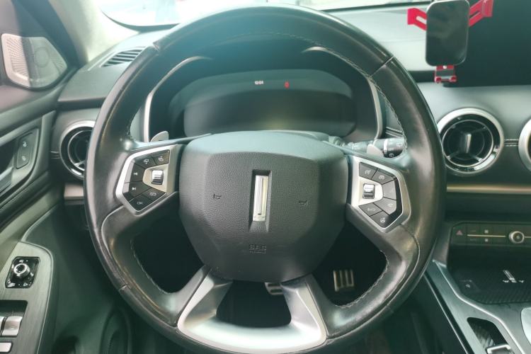 Used Wey VV6 2018 2.0T Two-Wheel Drive Flagship Version China V Standard Steering Wheel