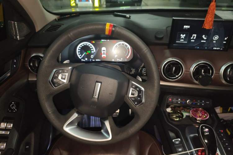 Used Wey VV6 2018 2.0T Two-Wheel Drive Flagship Version China V Standard Steering Wheel