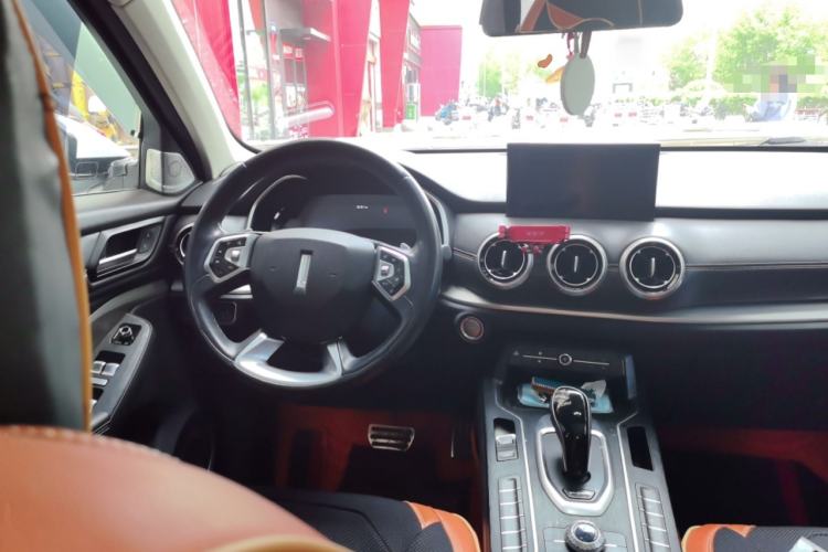 Used Wey VV6 2018 2.0T Two-Wheel Drive Flagship Version China V Standard Steering Wheel