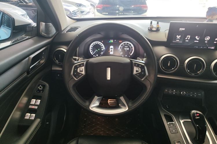 Used Wey VV6 2018 2.0T Two-Wheel-Drive Ultra-Luxury Version China V Standard Steering Wheel