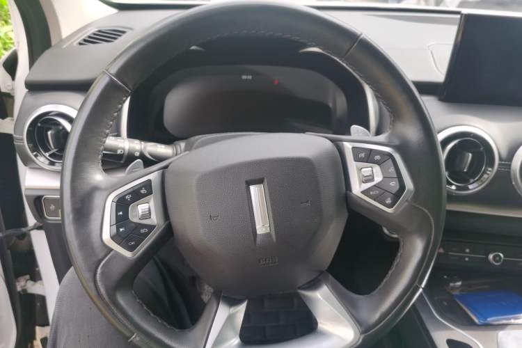 Used Wey VV6 2018 2.0T Four-Wheel Drive Flagship Version China V Standard Steering Wheel