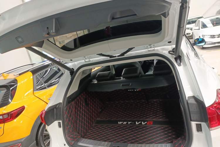 Used Wey VV6 2018 2.0T Two-Wheel Drive Flagship Version China V Standard Trunk