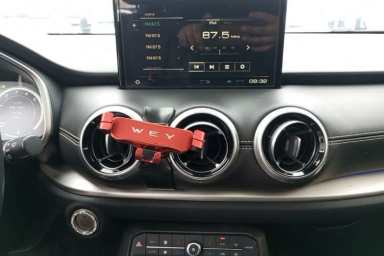 Used Wey VV6 2019 2.0T Two-Wheel-Drive Ultra-Luxury Version China VI Standard Audio And AC Panel