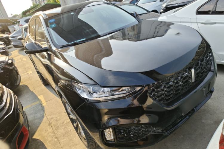 Used Wey VV6 2019 2.0T Two-Wheel-Drive Ultra-Luxury Version China VI Standard Front Right 45 Deg