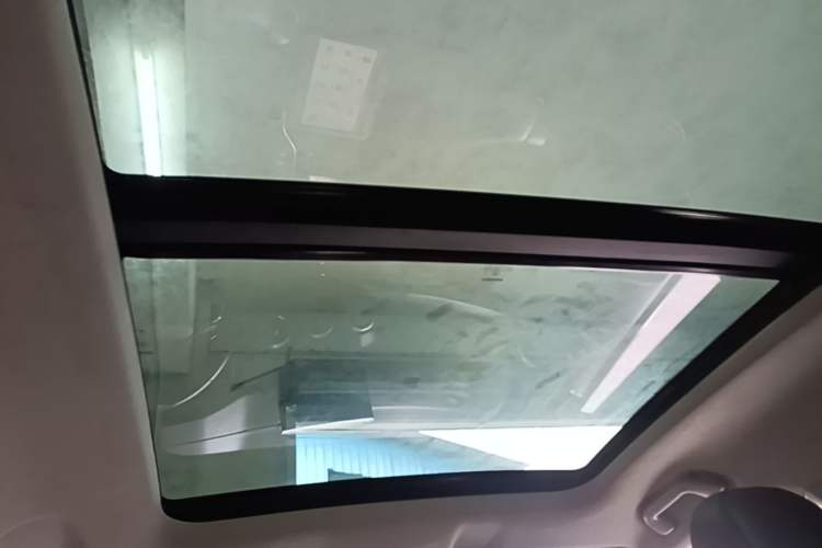 Used Wey VV6 2019 2.0T Two-Wheel-Drive Flagship Version China VI Standard Headliner
