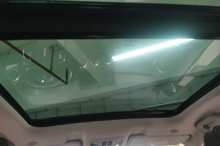 Used Wey VV6 2019 2.0T Two-Wheel-Drive Flagship Version China VI Standard Headliner