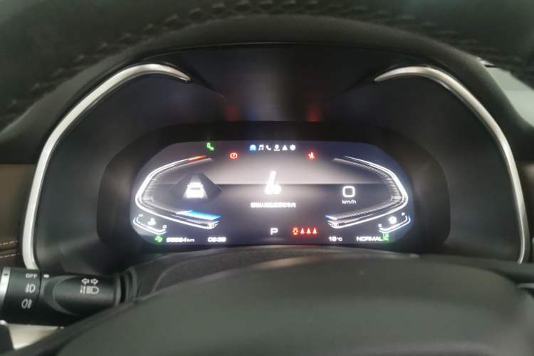Used Wey VV6 2019 2.0T Two-Wheel-Drive Flagship Version China VI Standard Instrument Cluster