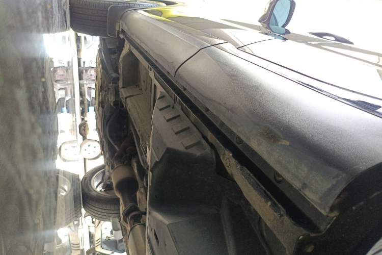 Used Wey VV6 2019 2.0T Two-Wheel-Drive Flagship Version China VI Standard Left Side Sill
