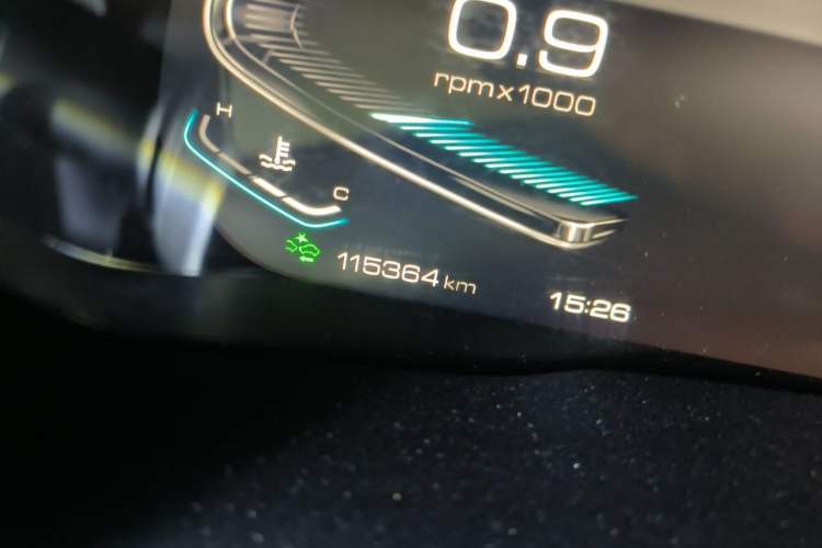 Used Wey VV6 2019 2.0T Two-Wheel-Drive Ultra-Luxury Version China VI Standard Odometer Close Up
