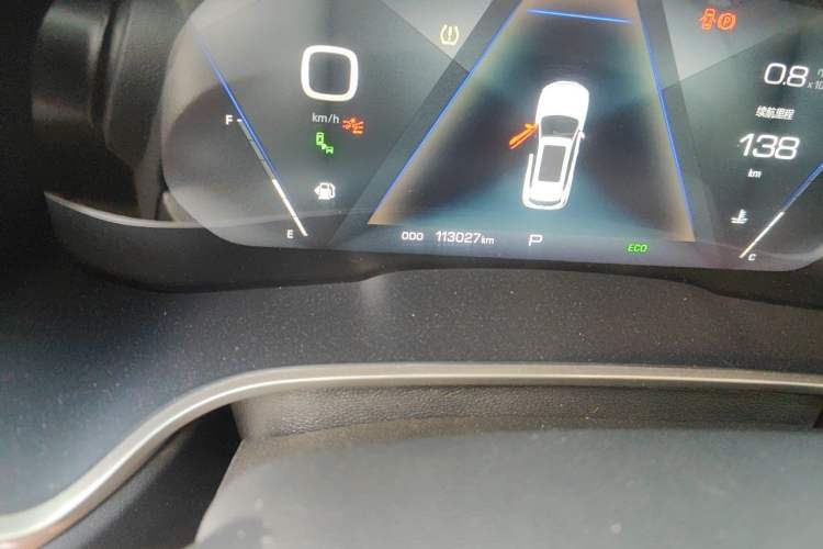Used Wey VV6 2019 2.0T Two-Wheel-Drive Ultra-Luxury Version China VI Standard Odometer Close Up