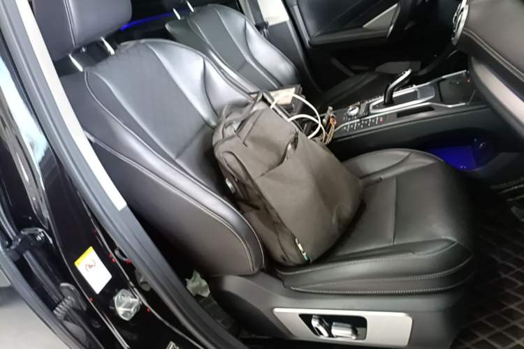 Used Wey VV6 2019 2.0T Two-Wheel-Drive Flagship Version China VI Standard Right Front Seat