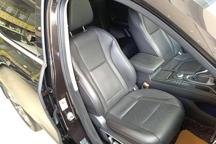 Used Wey VV6 2019 2.0T Two-Wheel-Drive Flagship Version China VI Standard Right Front Seat