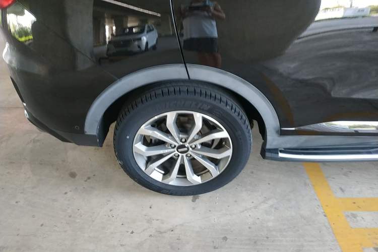 Used Wey VV6 2019 2.0T Two-Wheel-Drive Flagship Version China VI Standard Right Rear Wheel Hub